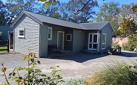 Magnolia Cottage B&B